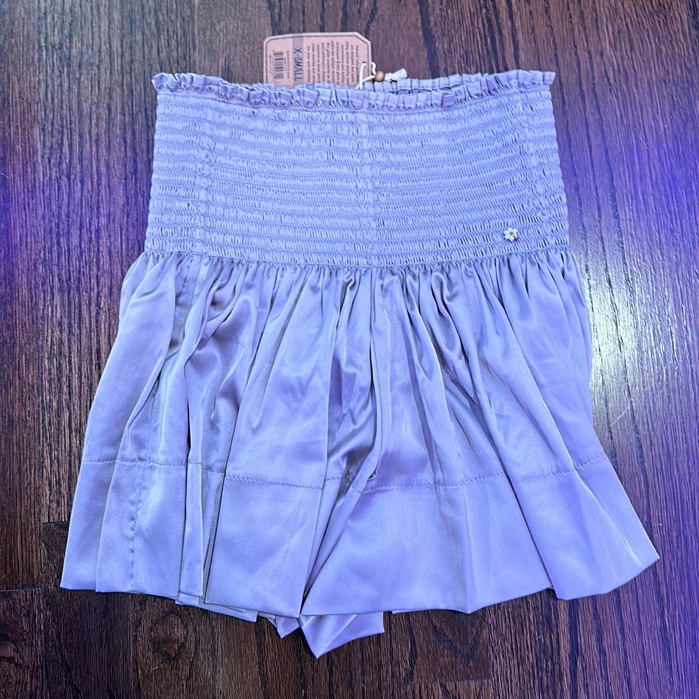 natural life daisy skort silver size xs